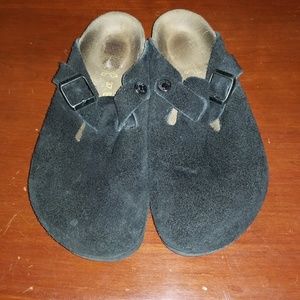Black birkenstock clogs